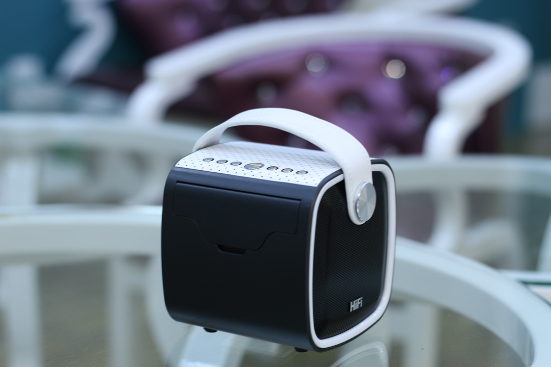 酷乐视投影仪r4mini风尚,酷乐视哪一款投影仪最好