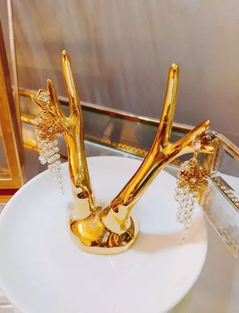 斌姐の私物分享之耳环篇|带着这些美物过春天