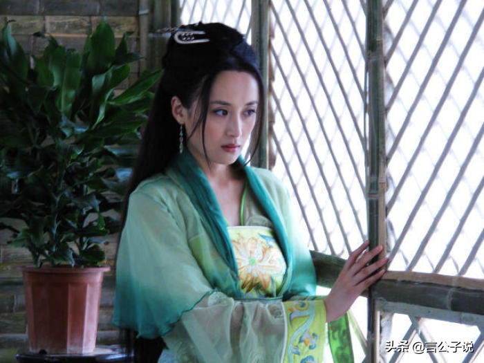 8位知名女星今昔对比,青岛十大美女明星