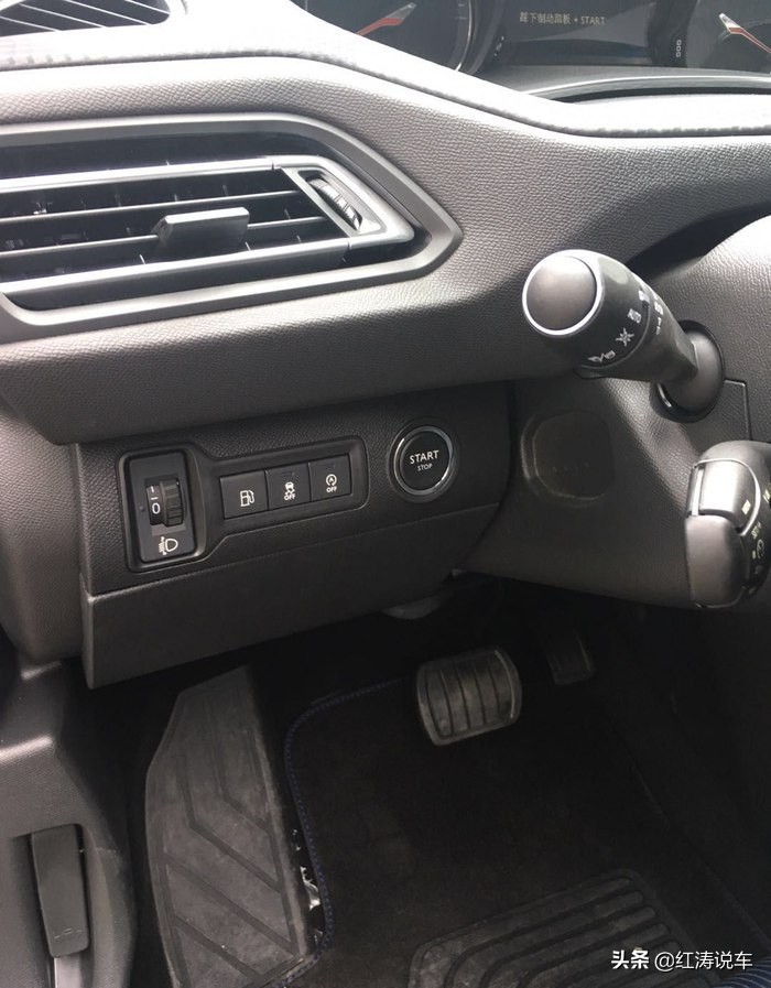 没要大众朗逸，看上了这辆“小辛巴”，优缺点都很明显