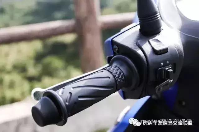 雅马哈巧格i125玩车,城市代步摩托车巧格