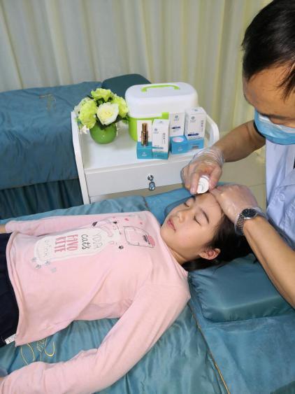 眼健康视力养护中心,络视明综合视力防护仪