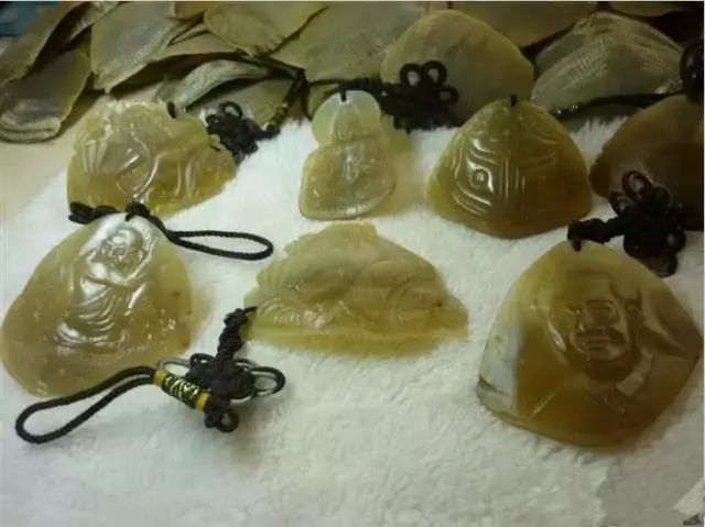 文玩背后的阴暗——鲜血淋漓惨不忍睹！人性居然能恶毒到如此地步