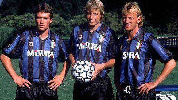 天下足球豪门恩怨全集,天下足球豪门恩怨曼市德比