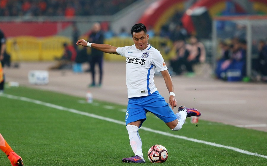 新疆足球运动员谈中国足球,新疆足球首进国家队打世预赛