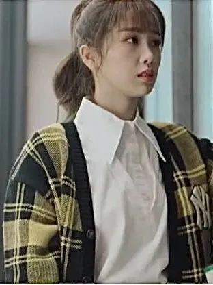 上班女生应该怎么穿比较得体,上班族应该怎么穿