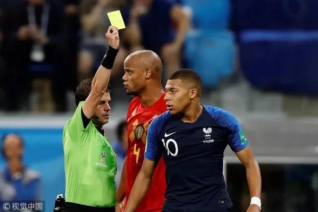 足球卧草战术是什么,斯威球员卧草