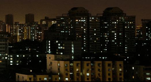 女人的一生都给了柴米油盐,女人一生都在厨房中奔波