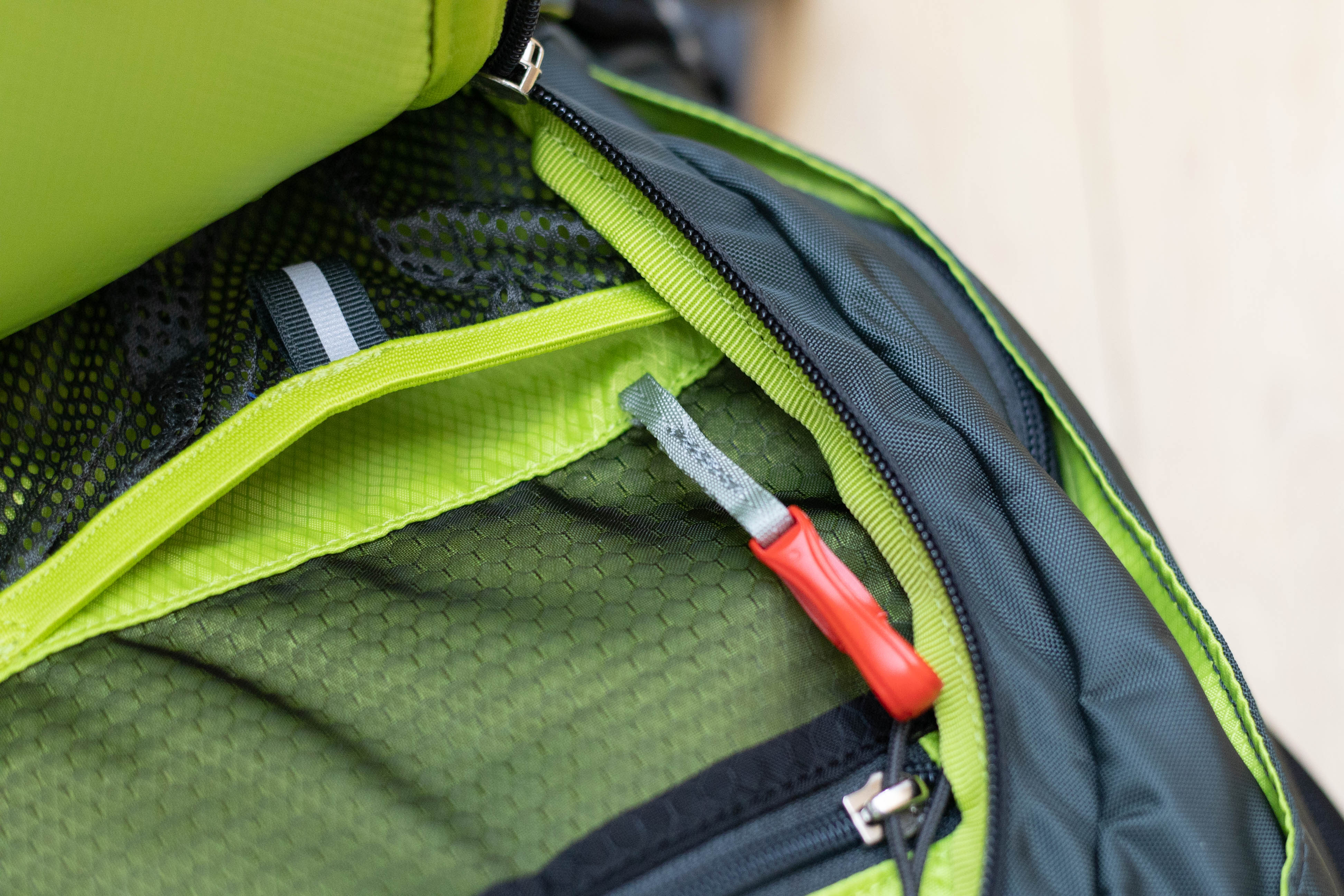 通勤男款双肩包推荐,男人双肩包推荐奢侈品