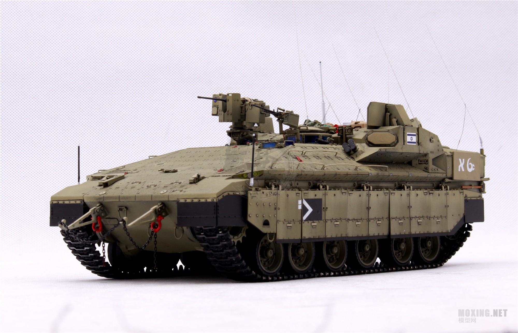 MENG,SS-018-1/35以色列“雌虎”重型装甲运输车-简介与开盒