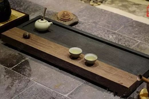 选择茶盘的技巧有哪些方法,老榆木茶盘怎么挑选