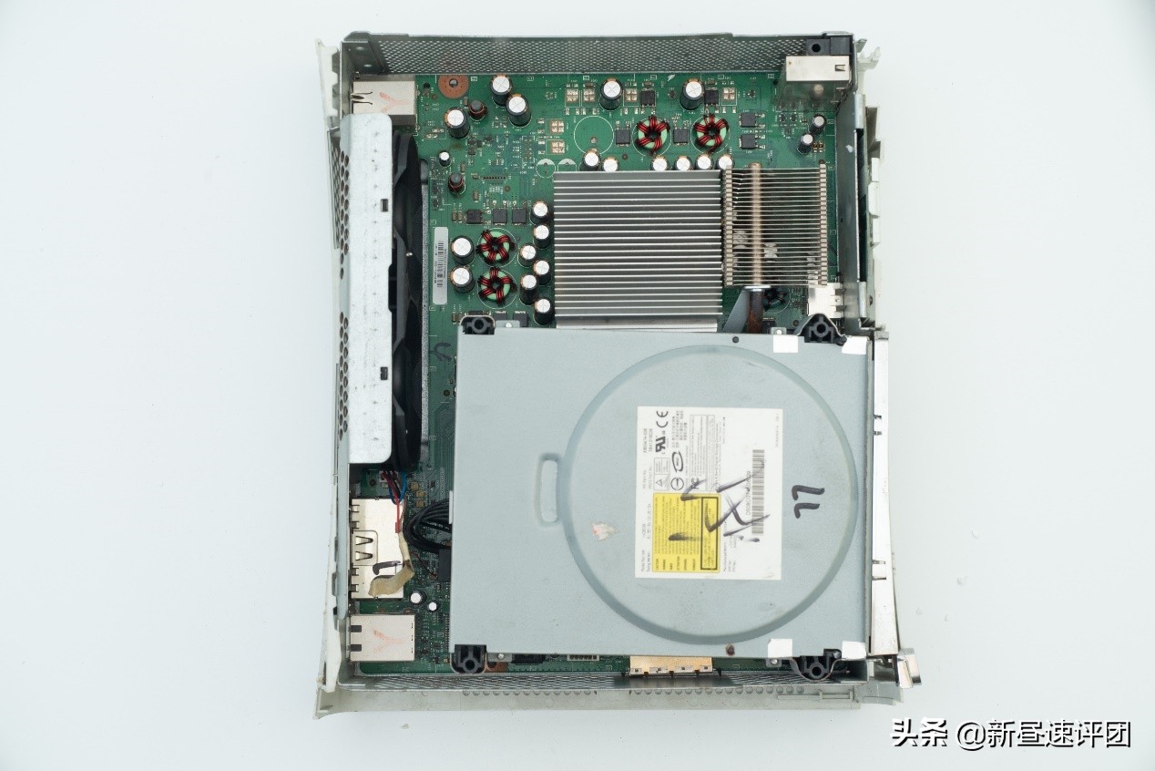 xbox360白色老版怎么拆,xbox360维修视频教程