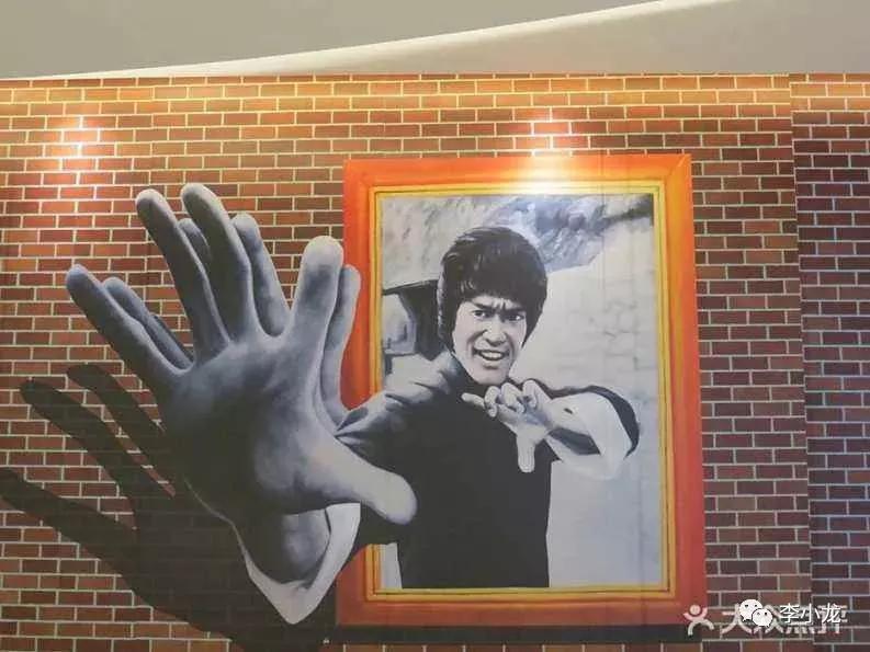 李小龙短暂的一生，万人收藏！发到朋友圈吧