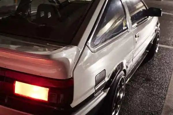 藤原拓海的ae86到底是什么车,ae86藤原拓海夏树