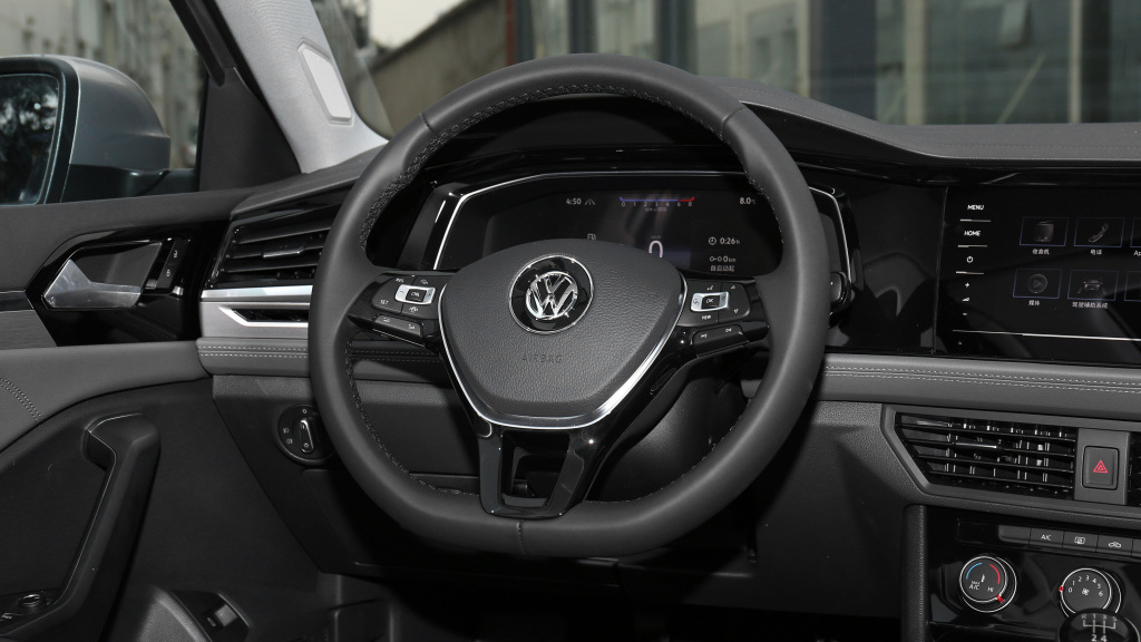 23款大众速腾超越版1.4t功能介绍,18款大众速腾1.4t豪华版问题多吗