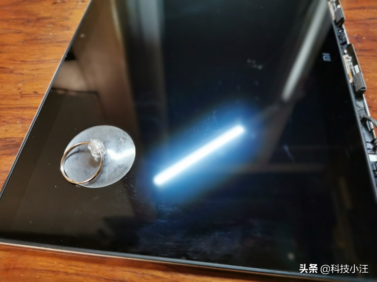 用了六年的笔记本黑屏,小米笔记本屏暗维修