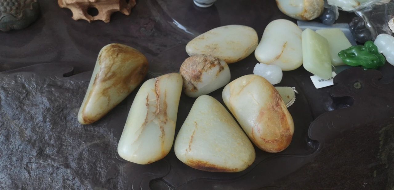 德百跨年活动,德百特卖会