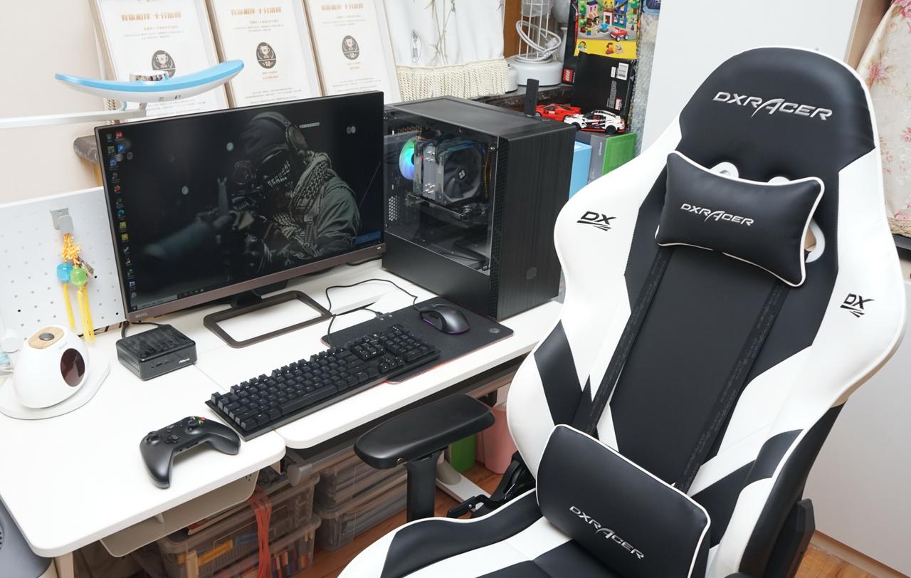 迪锐克斯dxracer电竞桌,甜品级显卡