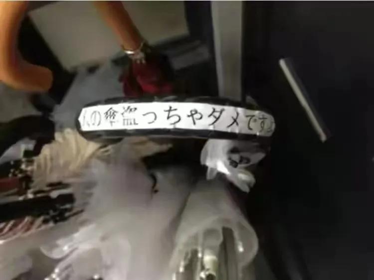 为什么日本人爱用透明伞,为什么日本大多是透明伞黑伞