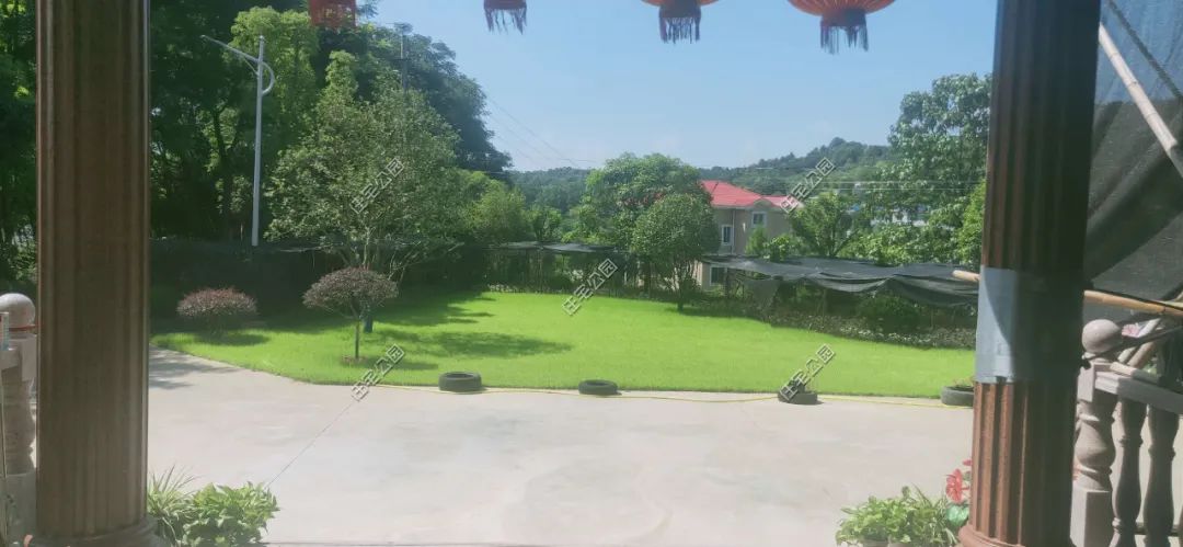 湖南陈先生30万自建农村小平房，有假山有菜园，占地1亩就是爽