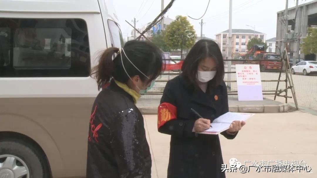 战役一线致敬寒风冷雨中的坚守,致敬绽放在战役一线的铿锵玫瑰