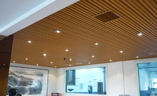 蜂窝板吊顶60乘60效果图会议室,会议室墙上墙布蜂窝板吊顶效果图