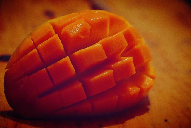 苹果手机的修图软件,如何使用手机修图软件泼辣修图