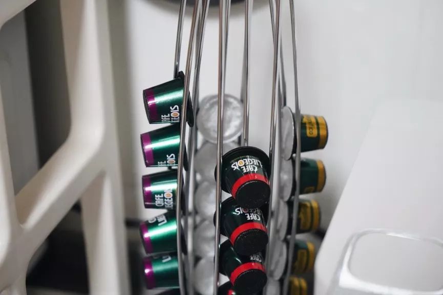 胶囊咖啡机哪款最好,想买咖啡机买便宜的还是贵的好