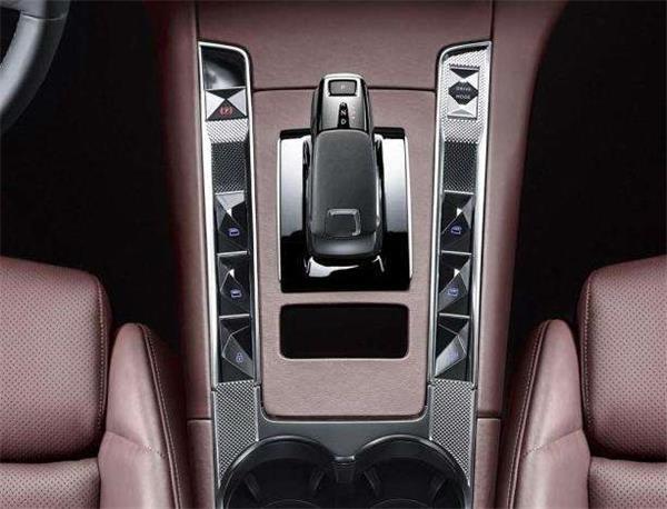 朋友说32万买了一辆宝马X1，喝多了才说出实情：当时买的就10万