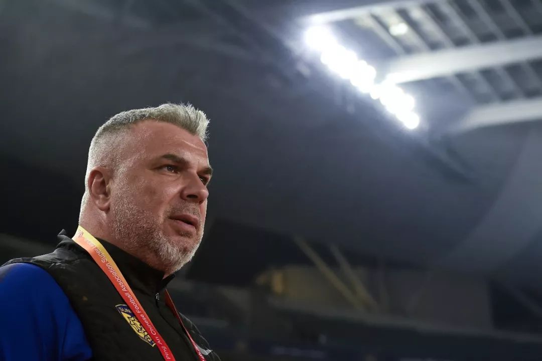 奥拉罗尤与李金羽,奥拉罗尤国家队集锦