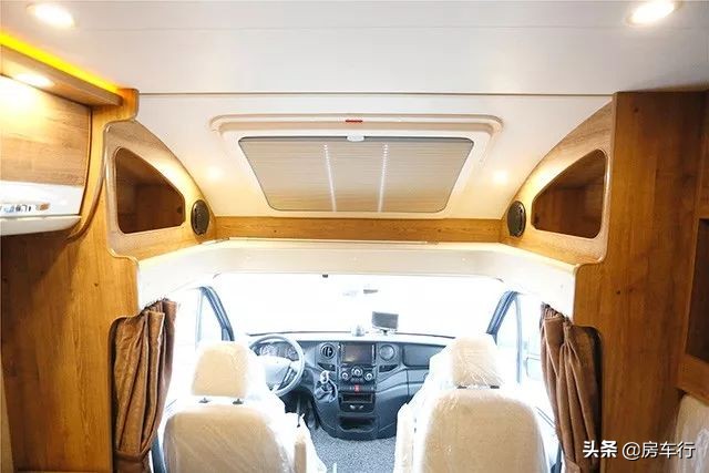 5.18上海房车展：弗瑞德姆锐畅版TIC-611X房车，滨海的魅力之夏