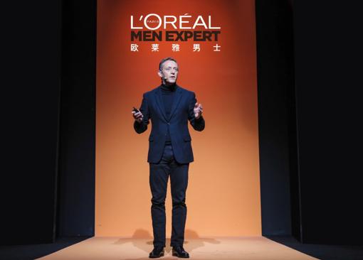 吴彦祖鹿晗首度双C同台！燃爆欧莱雅男士“劲能挑战之夜”