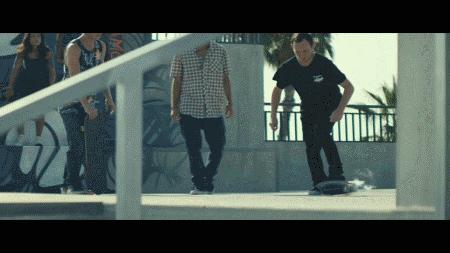 特斯拉悬浮滑板多少钱,特斯拉折叠电动滑板