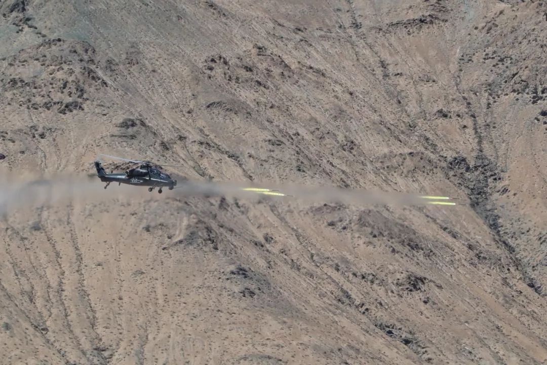 西部战区陆军实战化训练,西部战区陆军阔步启程再出发