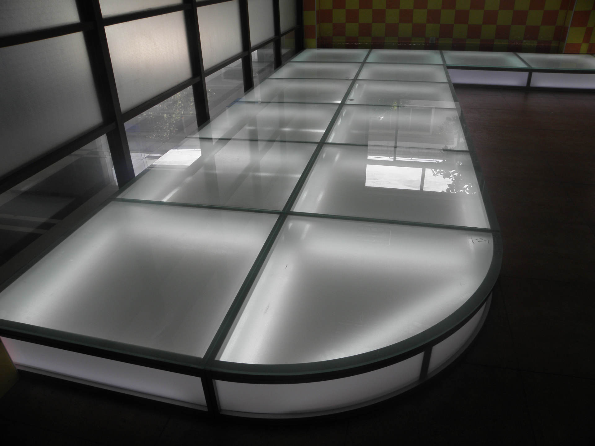 模仿制作别墅,轻奢家装玻璃地台