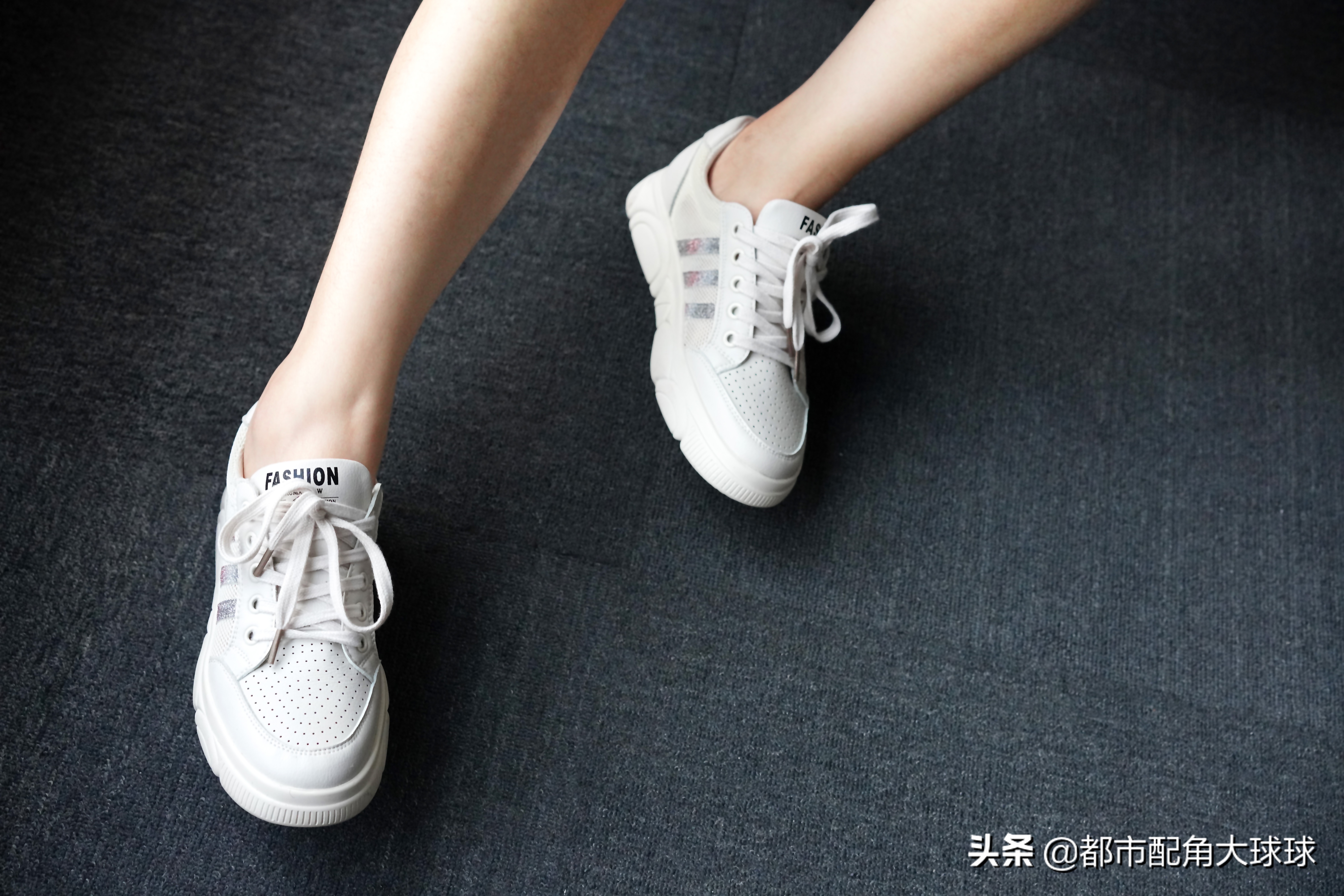 推荐一款2022年休闲鞋透气,又好穿又好看的休闲鞋