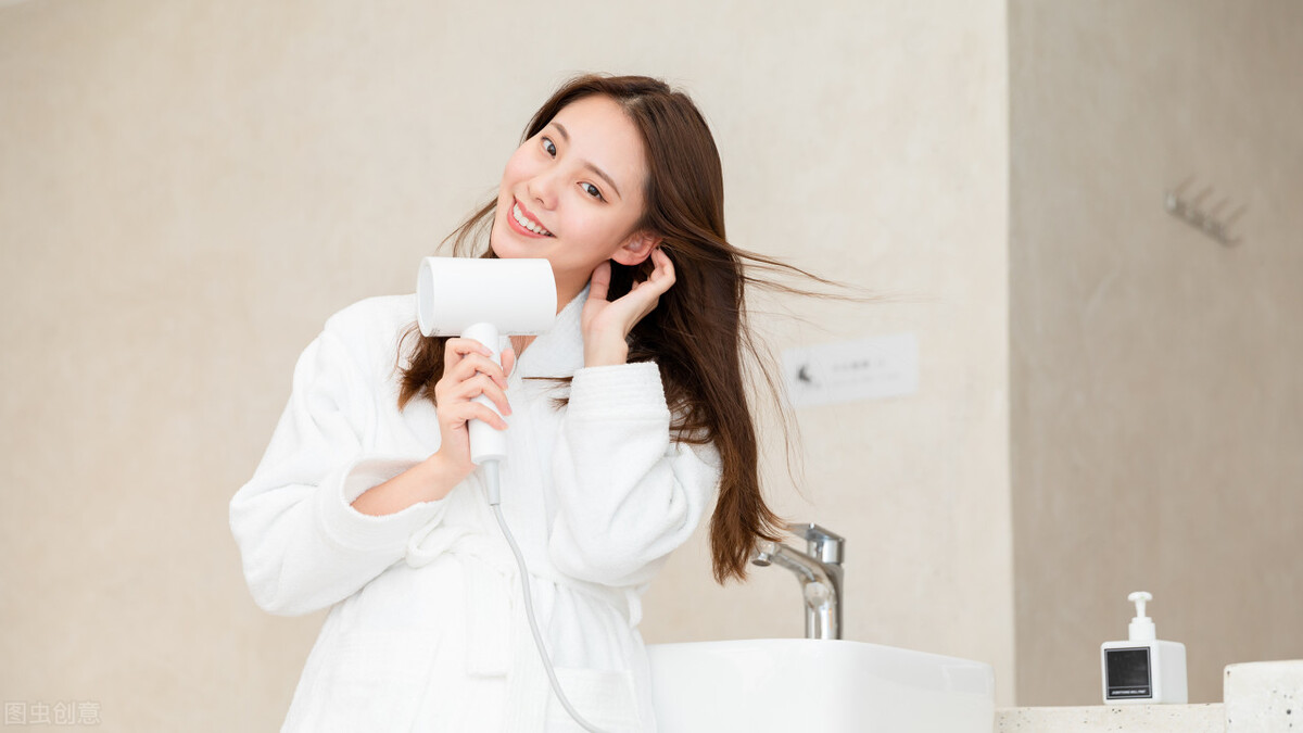 洗发之前怎么护理头发,正确洗头方法及洗发时间