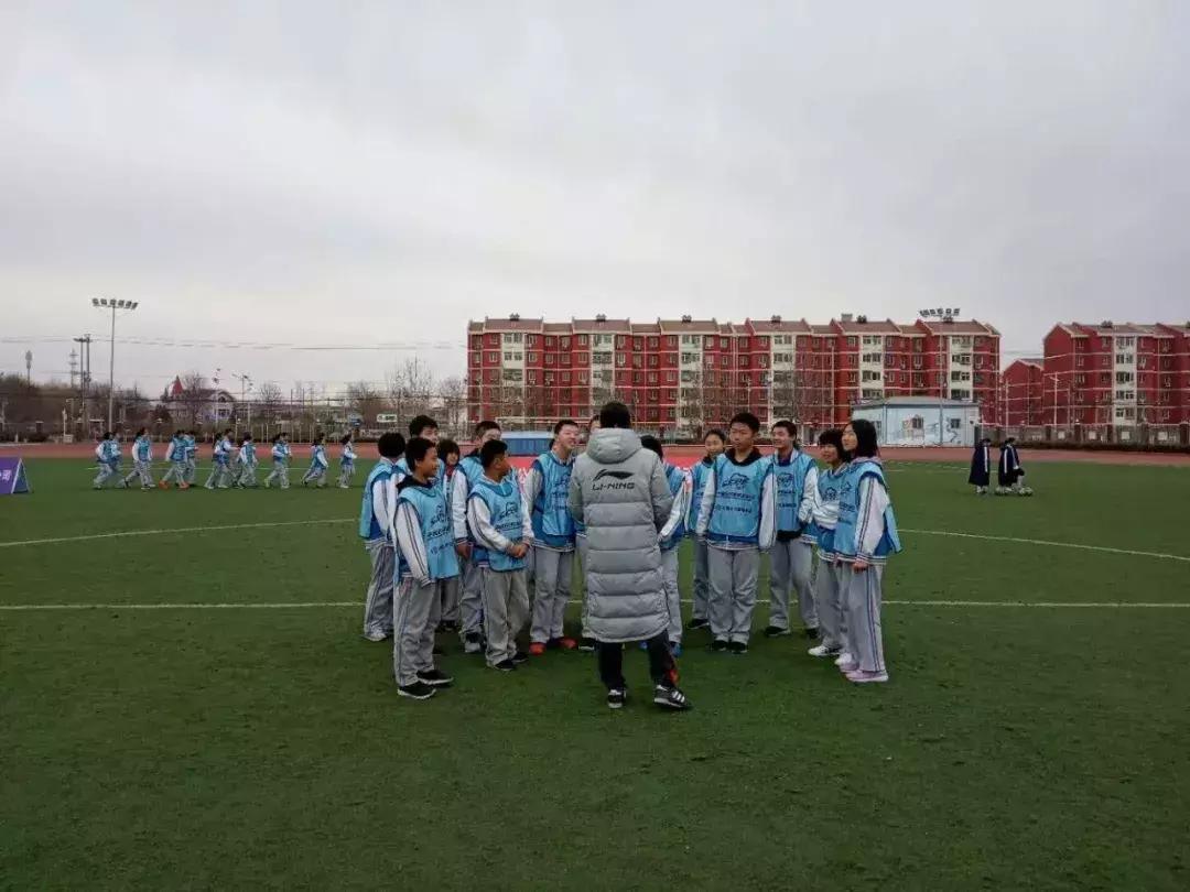 涓浗浜插瓙璇惧爞,鑱屽伐浜插瓙瓒崇悆璇惧爞