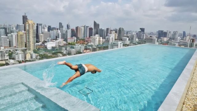 5个令人震撼的游泳池,十个令人难以置信的泳池