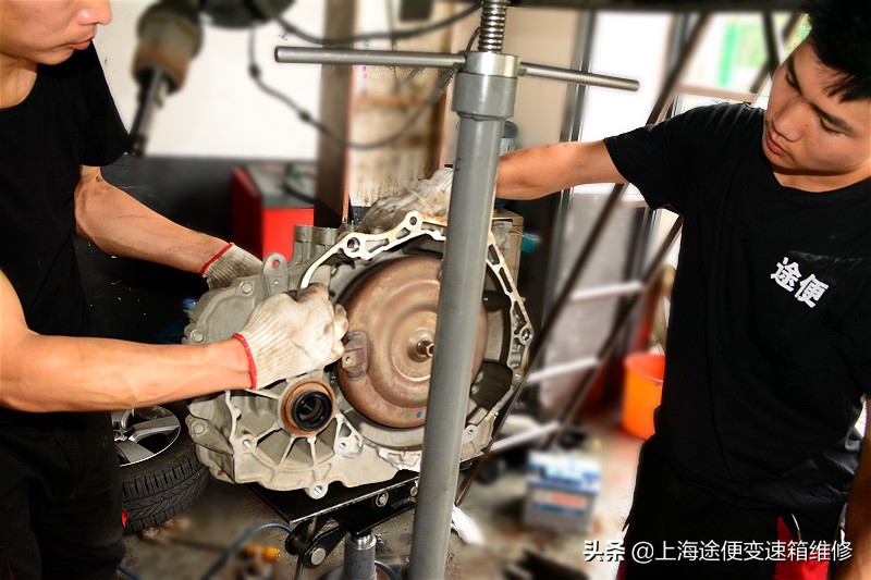 17款雪佛兰科鲁兹6at变速箱怎么样,雪佛兰科鲁兹2012款自动变速箱