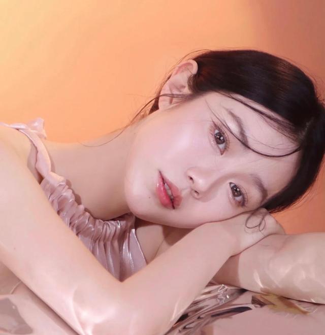 阿玛尼3.25和4.5权力粉底液测评,遮瑕提亮水光粉底液测评