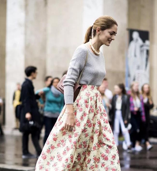 胸大矮个子如何搭配衣服,太瘦的女生胸太小怎么办