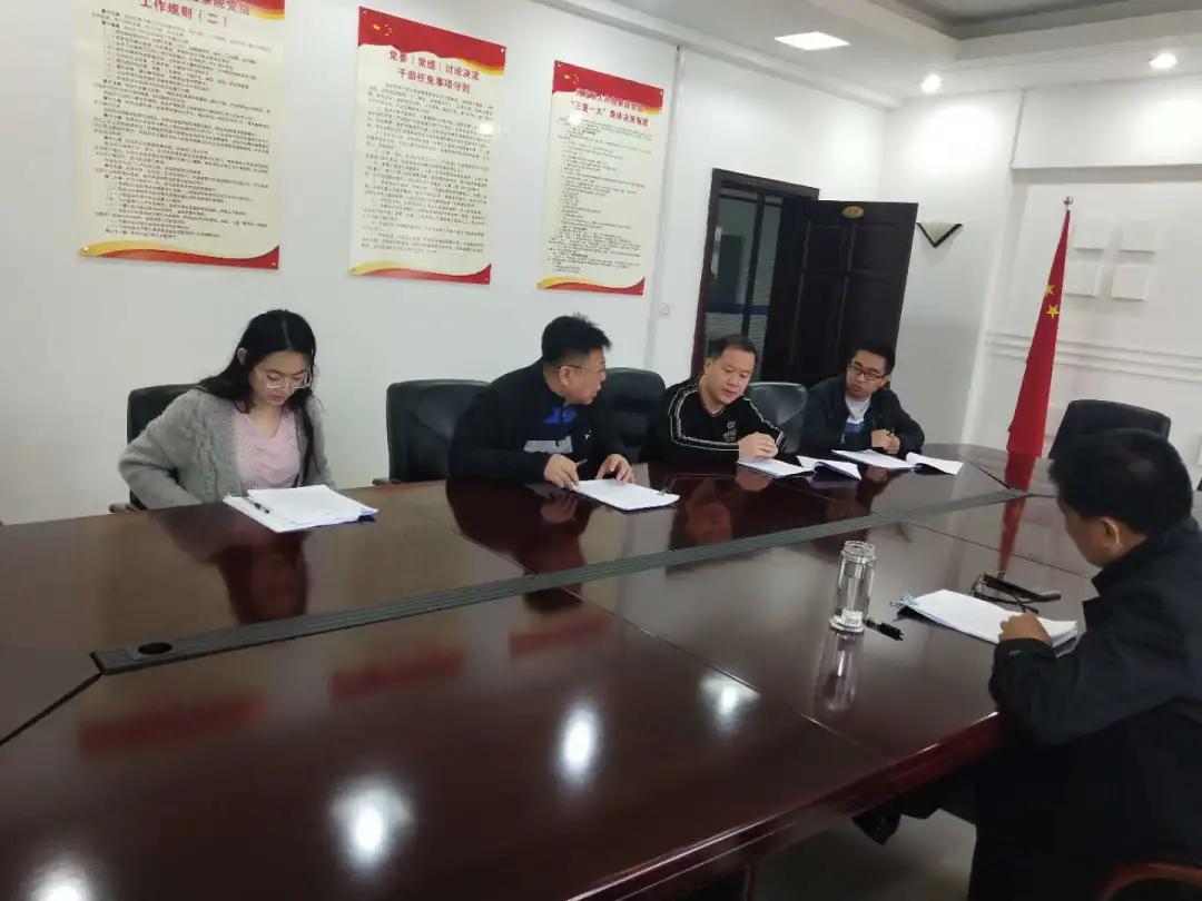 不忘初心再攀高峰致辞,攻坚克难不忘初心再攀高峰