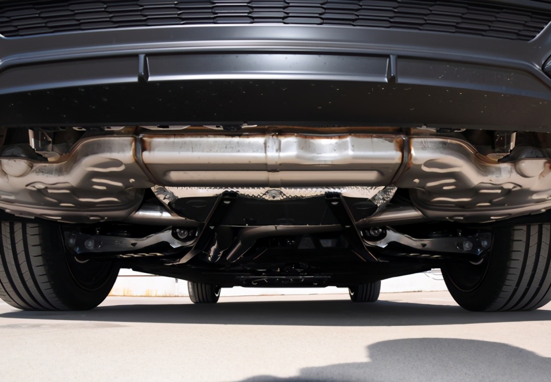 奥迪A6降了多少钱,奥迪a6降到25万