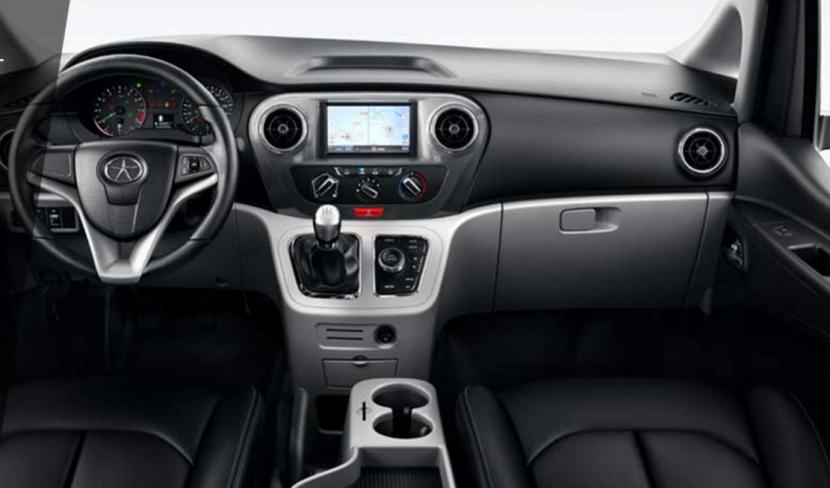 五菱宏光plus和江淮m3谁更好开,买车五菱宏光好还是江淮瑞风m3好