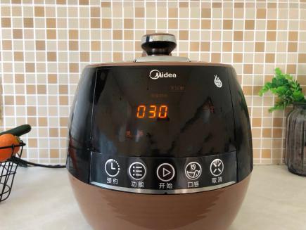 又可以煮饭又可以煲汤的电压力锅,美的电压力锅微压锅