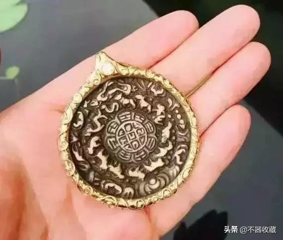 朱砂九宫八卦牌到底是什么,九宫八卦牌背后的字的意义