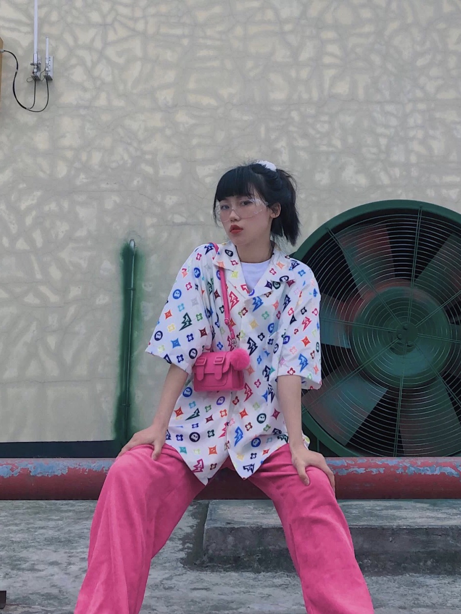 最近很火凹造型的包包,最近很火的单品推荐包包diy