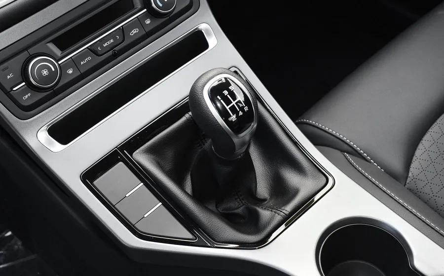 6万左右吉利帝豪自动挡新车,全新吉利帝豪推荐1.5lcvt尊贵型