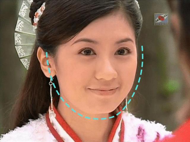 剧中绿茶婊始祖这次竟然秒杀了刘亦菲，她终于被扶正了…